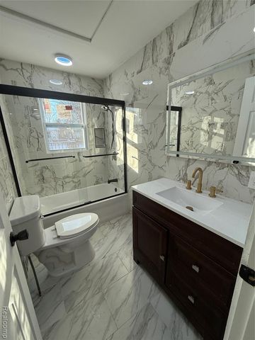 7148 Mccliggott Road, Saginaw, MI 48609