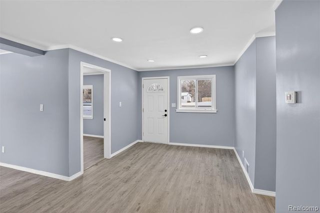 7148 Mccliggott Road, Saginaw, MI 48609