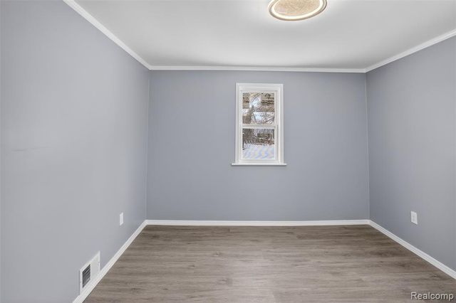 7148 Mccliggott Road, Saginaw, MI 48609