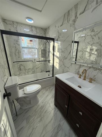 7148 Mccliggott Road, Saginaw, MI 48609