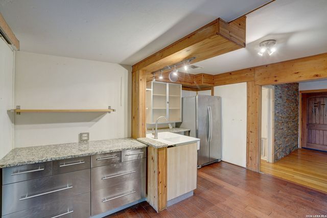 439 Devonshire, San Antonio, TX 78209