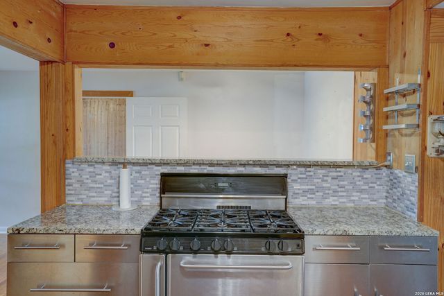 439 Devonshire, San Antonio, TX 78209