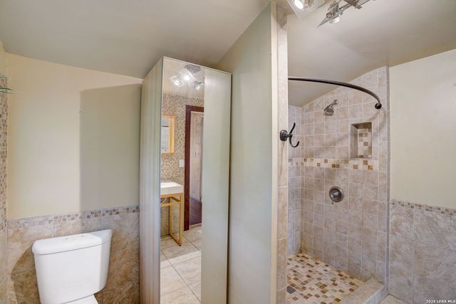 439 Devonshire, San Antonio, TX 78209