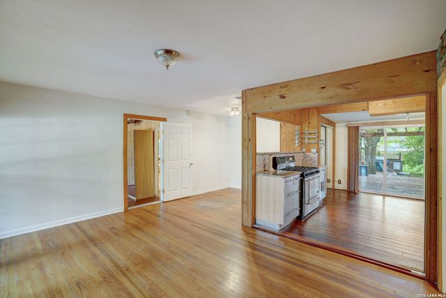 439 Devonshire, San Antonio, TX 78209