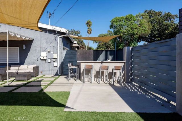 2905 Magnolia Avenue, Long Beach, CA 90806