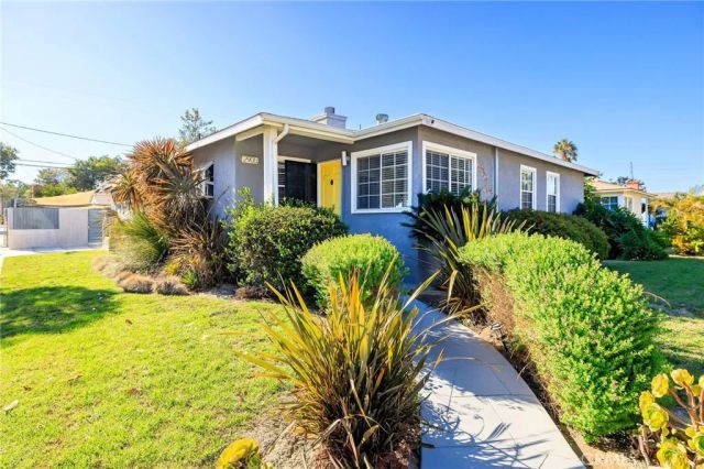 2905 Magnolia Avenue, Long Beach, CA 90806