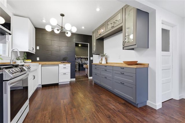 9875 E Winner Road, Independence, MO 64052