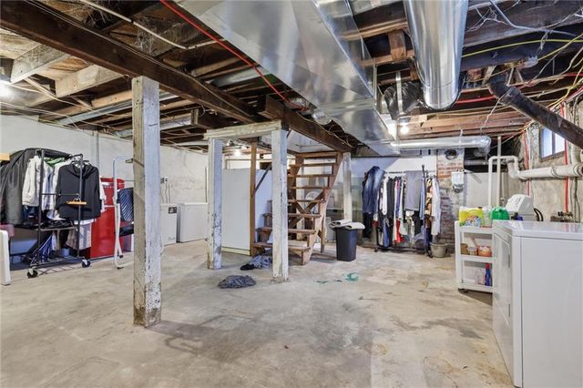 9875 E Winner Road, Independence, MO 64052