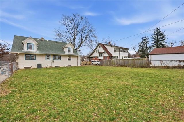 9875 E Winner Road, Independence, MO 64052