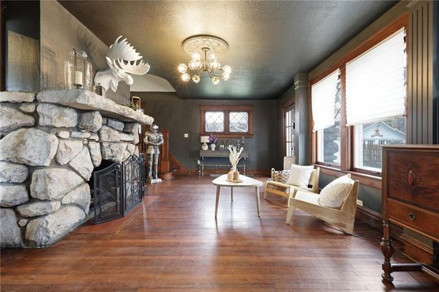 9875 E Winner Road, Independence, MO 64052