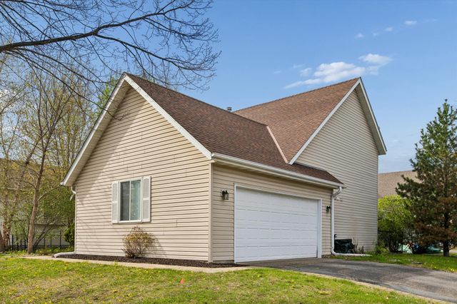 1017 Larch Street, Farmington, MN 55024