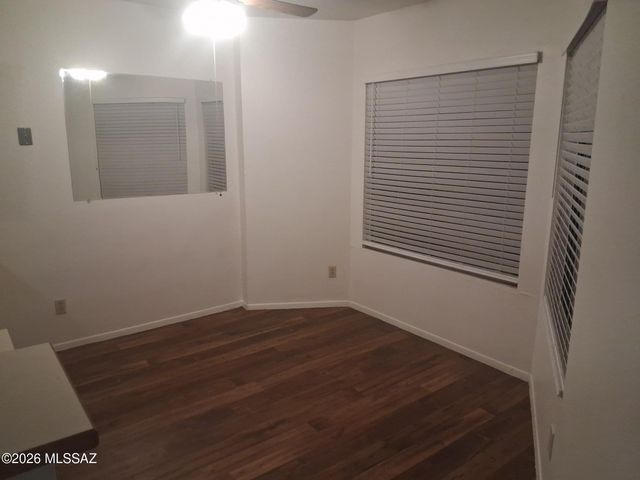 1668 W Park Wood Lane, Tucson, AZ 85746