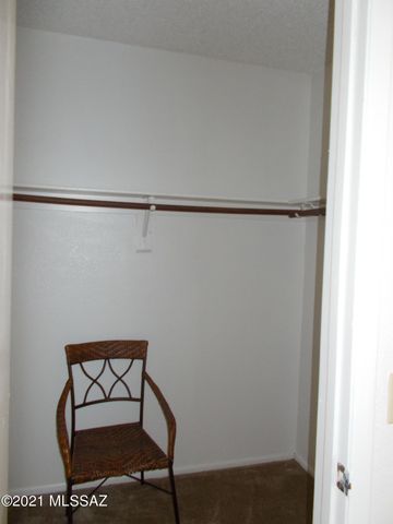 1668 W Park Wood Lane, Tucson, AZ 85746