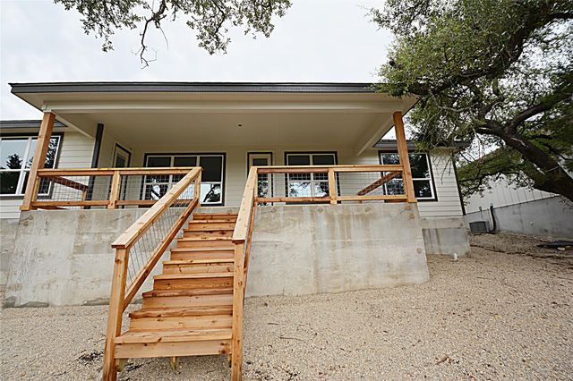 1513 Redwood RD, Fischer, TX 78623