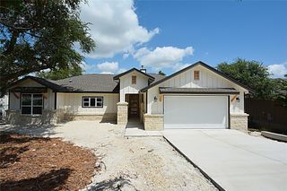 1513 Redwood RD, Fischer, TX 78623