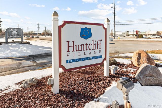 15356 Ashley Court 38, Macomb Township, MI 48044