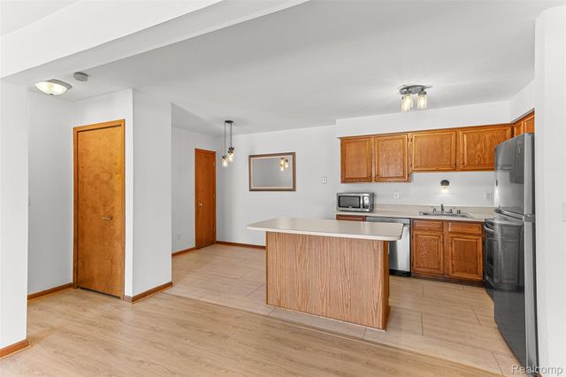 15356 Ashley Court 38, Macomb Township, MI 48044