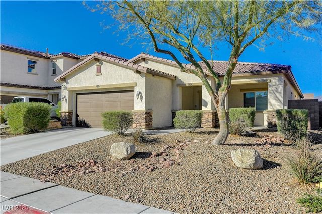 1408 Fantastic Court, North Las Vegas, NV 89081