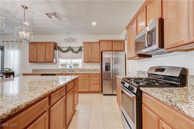 1408 Fantastic Court, North Las Vegas, NV 89081