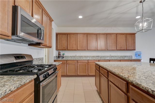 1408 Fantastic Court, North Las Vegas, NV 89081