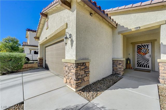 1408 Fantastic Court, North Las Vegas, NV 89081