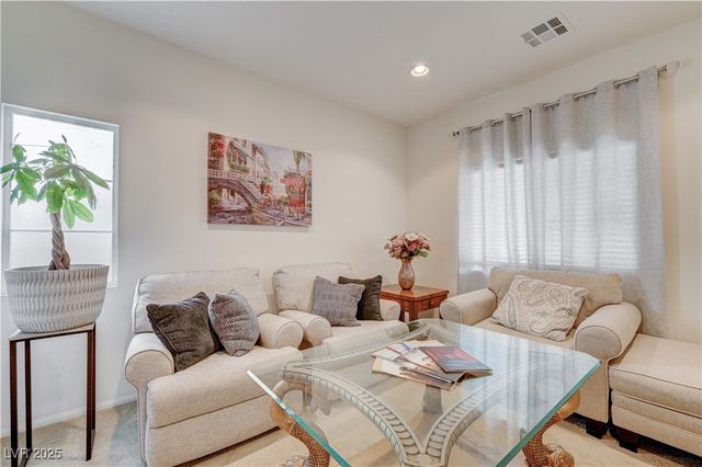 1408 Fantastic Court, North Las Vegas, NV 89081