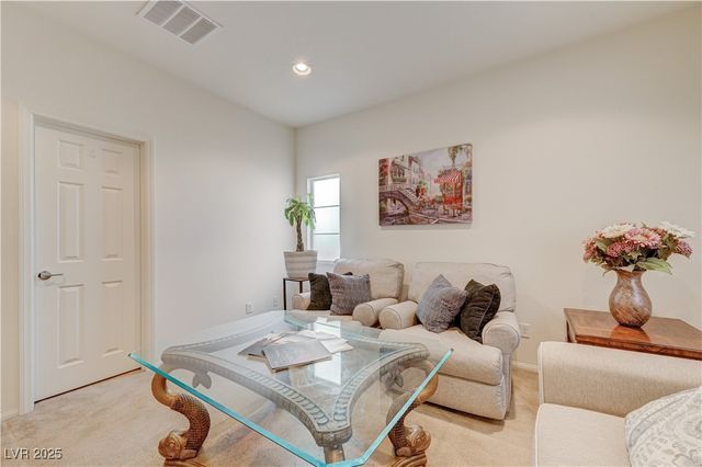 1408 Fantastic Court, North Las Vegas, NV 89081