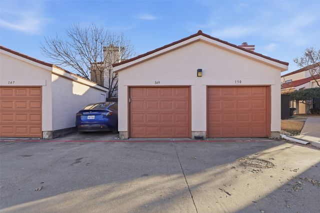 527 Ranch Trail 149, Irving, TX 75063