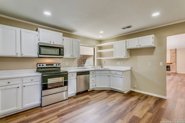 13239 Larkway, San Antonio, TX 78233