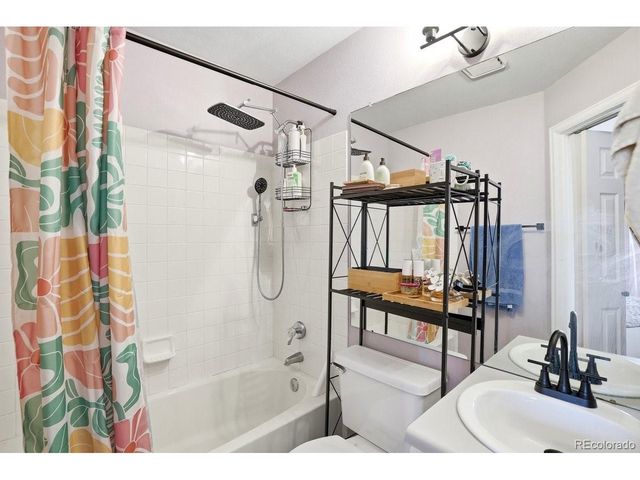 8290 S Fillmore Cir, Centennial, CO 80122