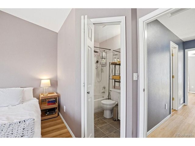 8290 S Fillmore Cir, Centennial, CO 80122