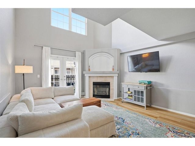 8290 S Fillmore Cir, Centennial, CO 80122