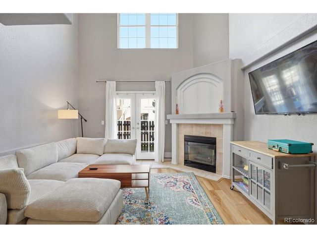 8290 S Fillmore Cir, Centennial, CO 80122