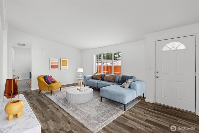 20309 77th Avenue Ct E, Spanaway, WA 98387