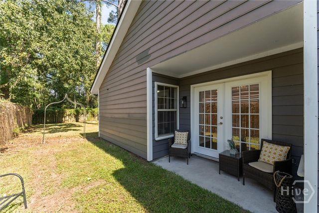 4 E White Hawthorne Drive, Savannah, GA 31419