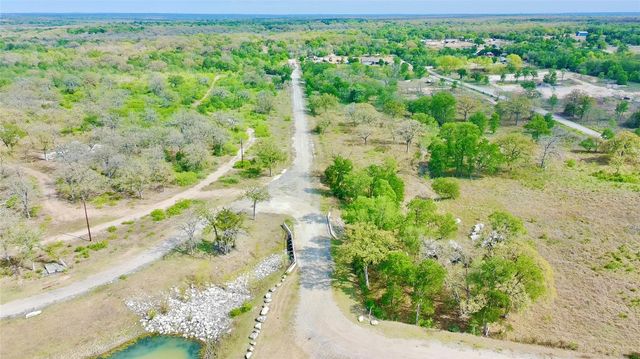 9024 Lockwood Springs RD, Manor, TX 78653