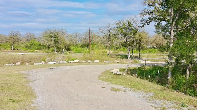 9024 Lockwood Springs RD, Manor, TX 78653