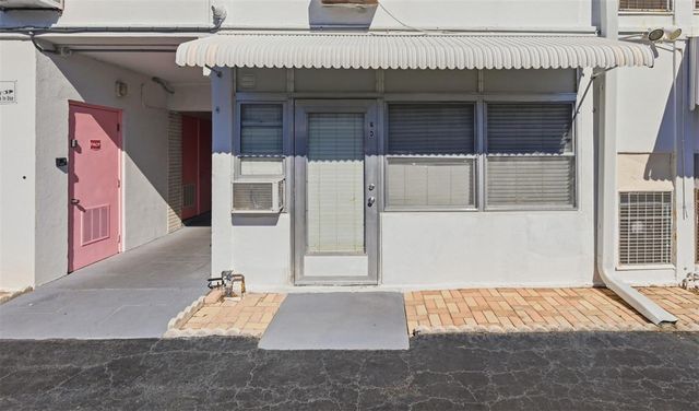 5876 21ST STREET N 5, St Petersburg, FL 33714