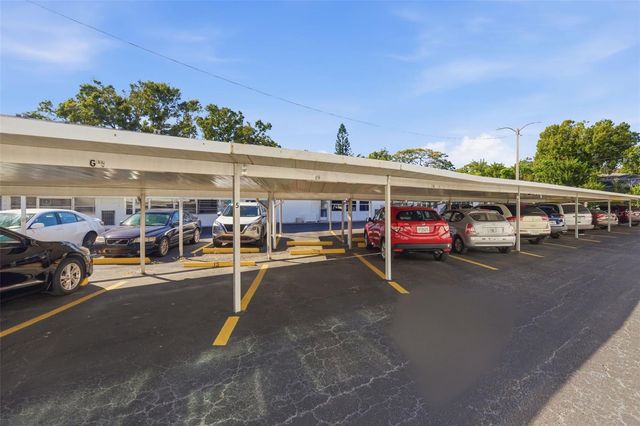 5876 21ST STREET N 5, St Petersburg, FL 33714