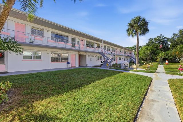 5876 21ST STREET N 5, St Petersburg, FL 33714