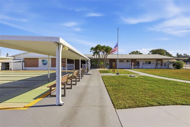 5876 21ST STREET N 5, St Petersburg, FL 33714