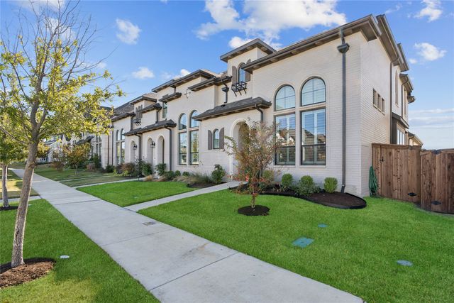 14425 Greymoore Circle, Fort Worth, TX 76008