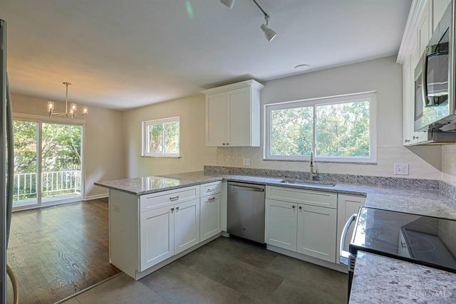 2079 Arrowood Place, Springfield Twp., OH 45231