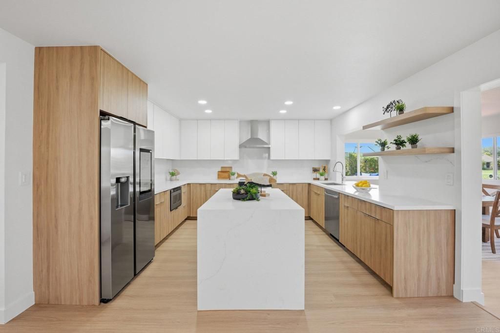 Image 11 of property listing at 944 La Sombra Drive, San Marcos, CA 92078