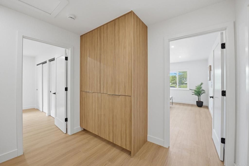 Image 22 of property listing at 944 La Sombra Drive, San Marcos, CA 92078