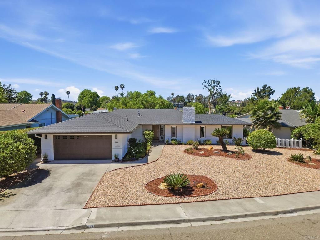 Image 37 of property listing at 944 La Sombra Drive, San Marcos, CA 92078