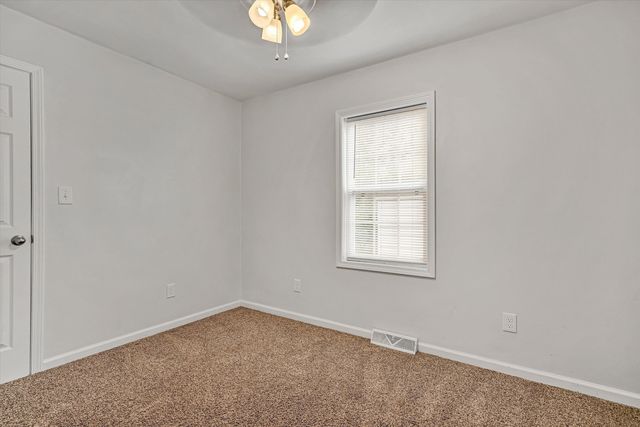 3215 Maplelawn AVE NW, Roanoke, VA 24012