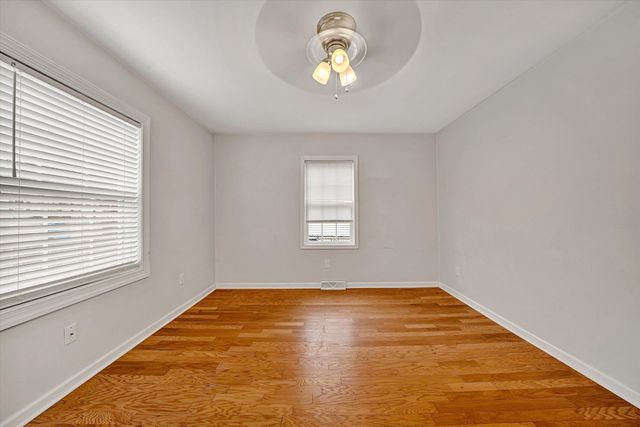 3215 Maplelawn AVE NW, Roanoke, VA 24012