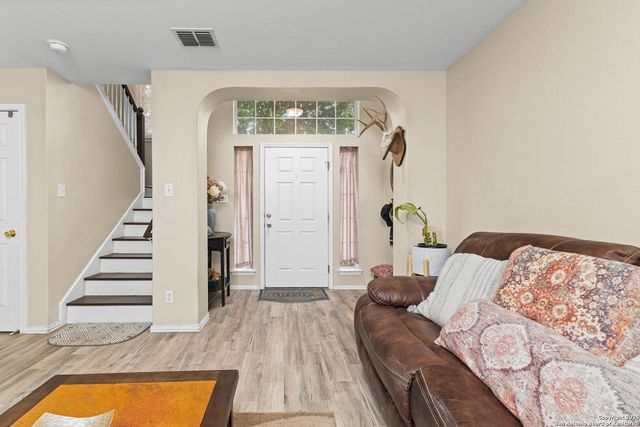 10226 Lion Hunt, San Antonio, TX 78251