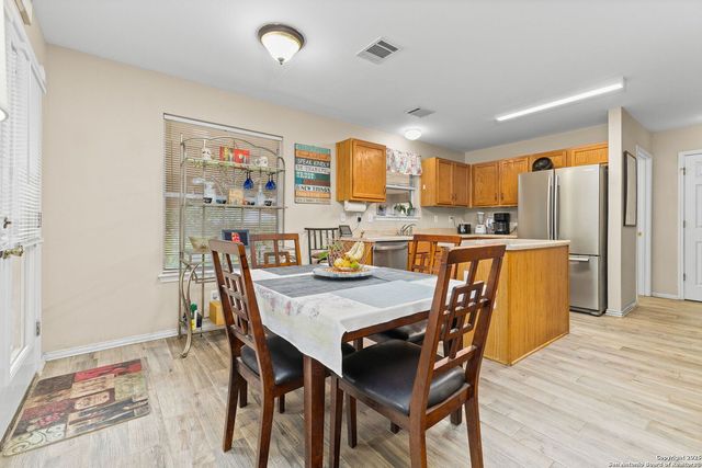 10226 Lion Hunt, San Antonio, TX 78251